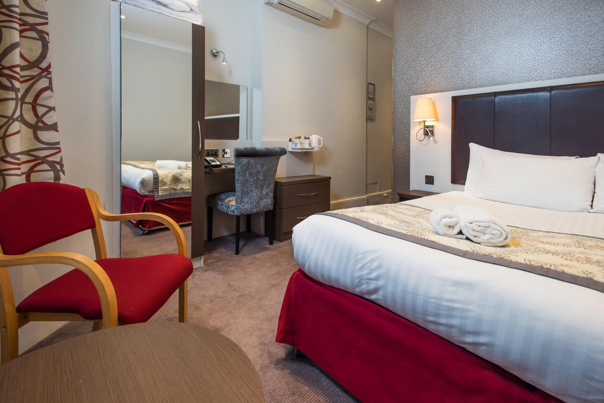 Best Western Chiswick Palace & Suites London Exterior photo