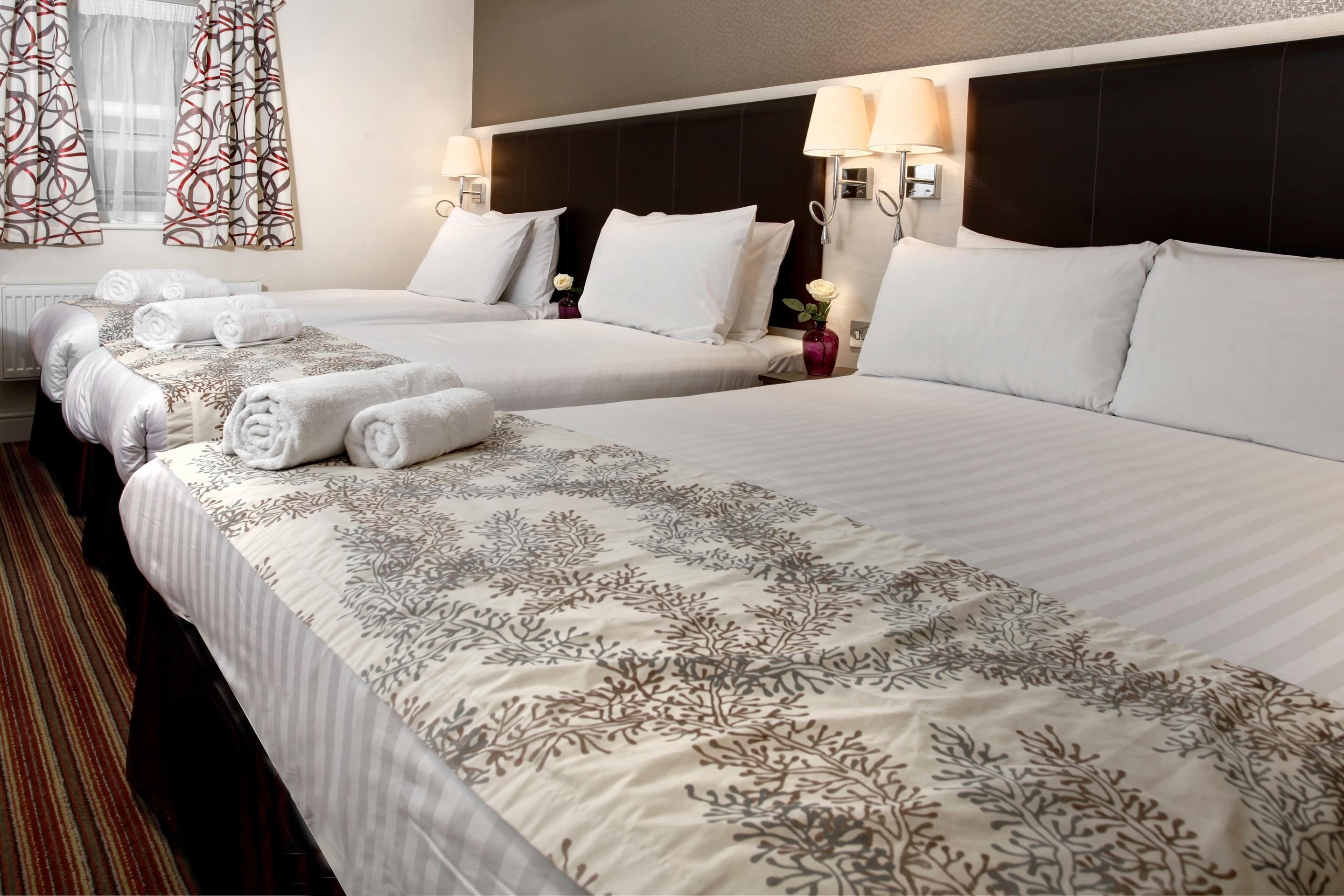 Best Western Chiswick Palace & Suites London Exterior photo