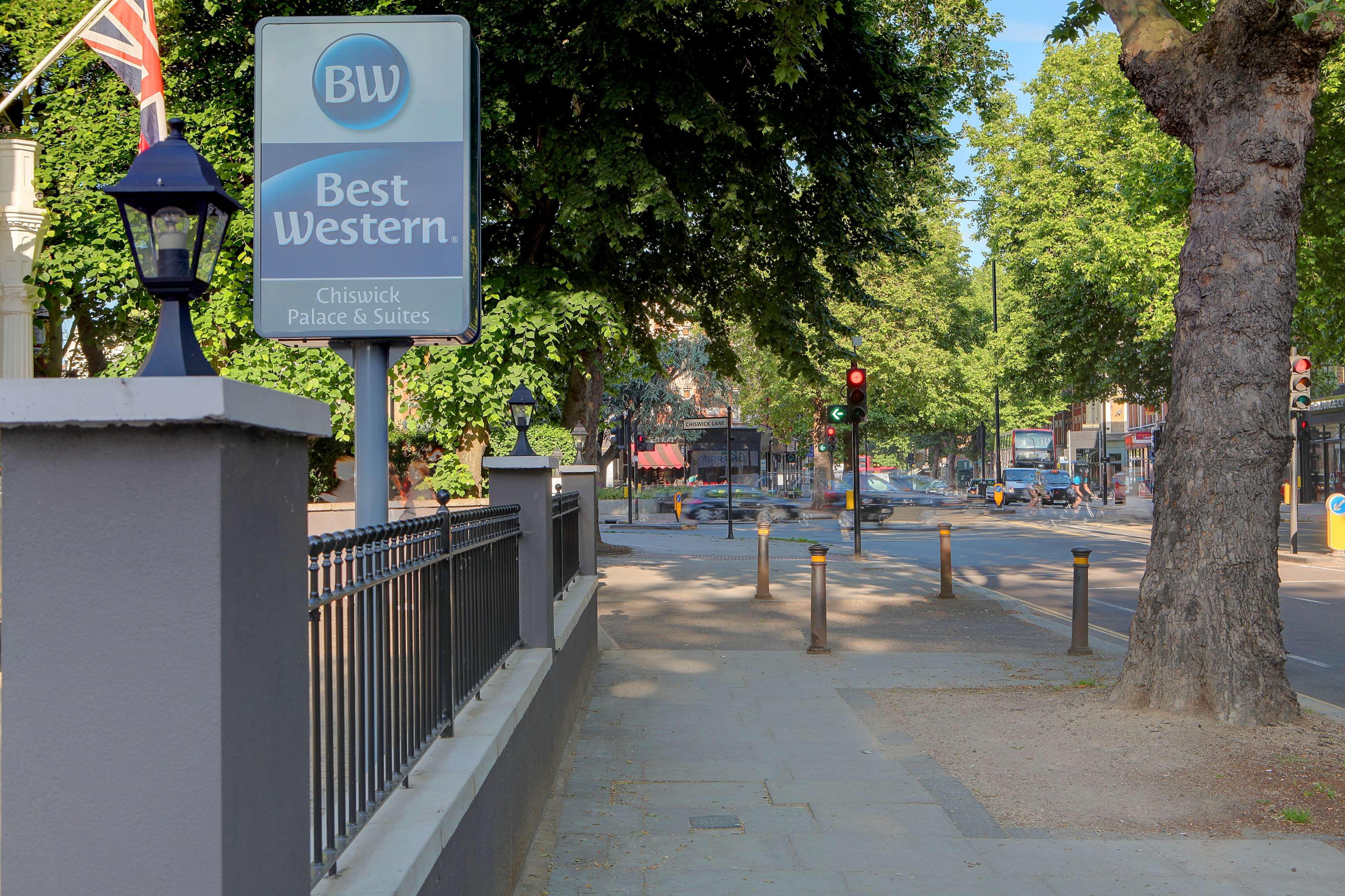 Best Western Chiswick Palace & Suites London Exterior photo
