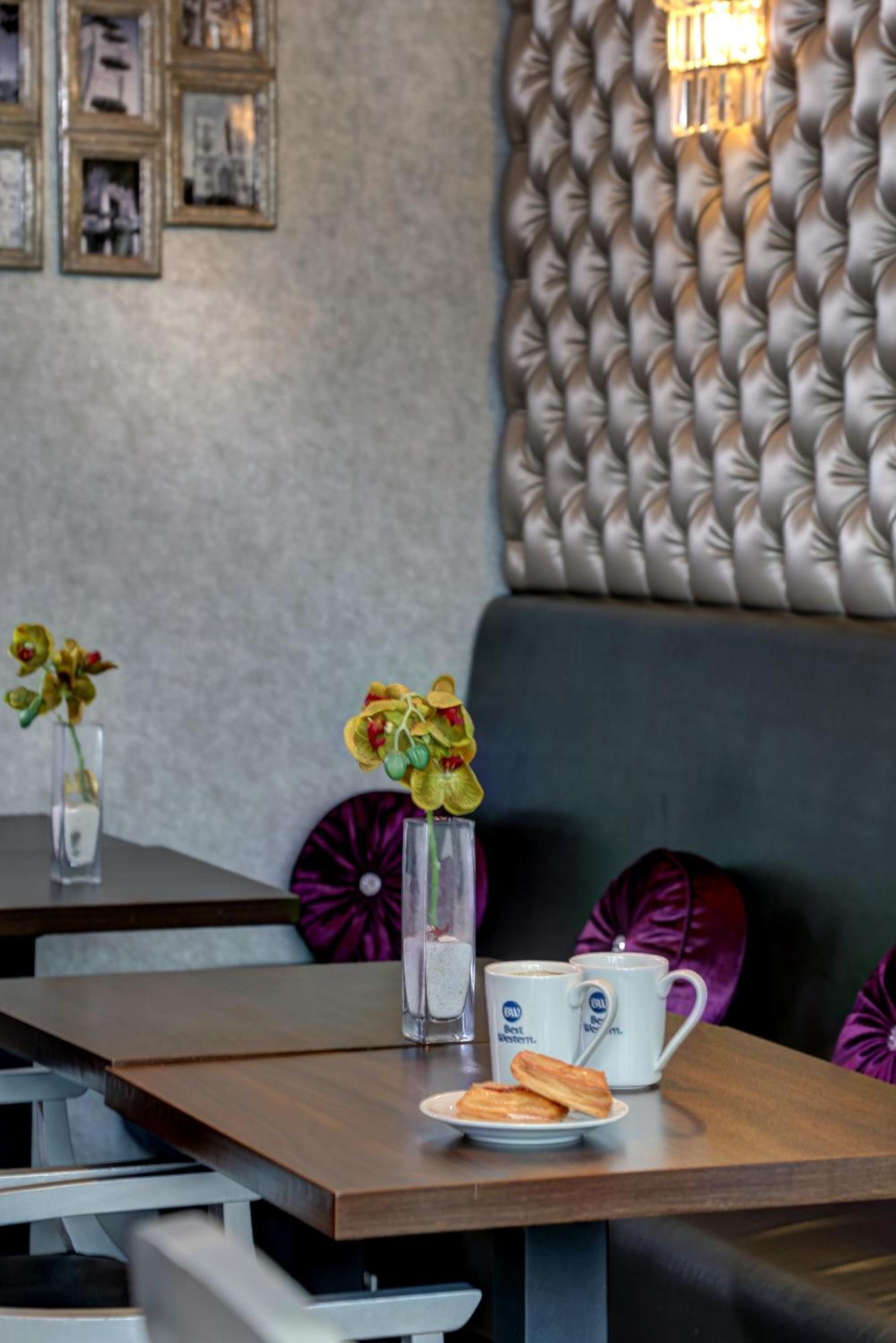 Best Western Chiswick Palace & Suites London Exterior photo
